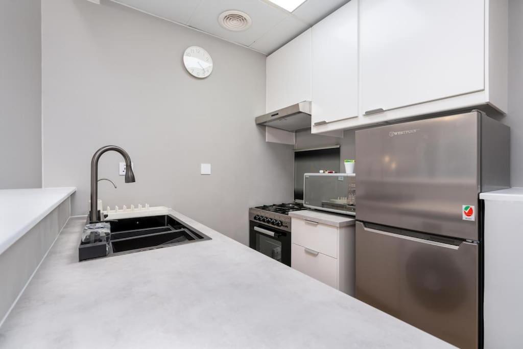 White Sage Stunning New In Marina Apartamento *