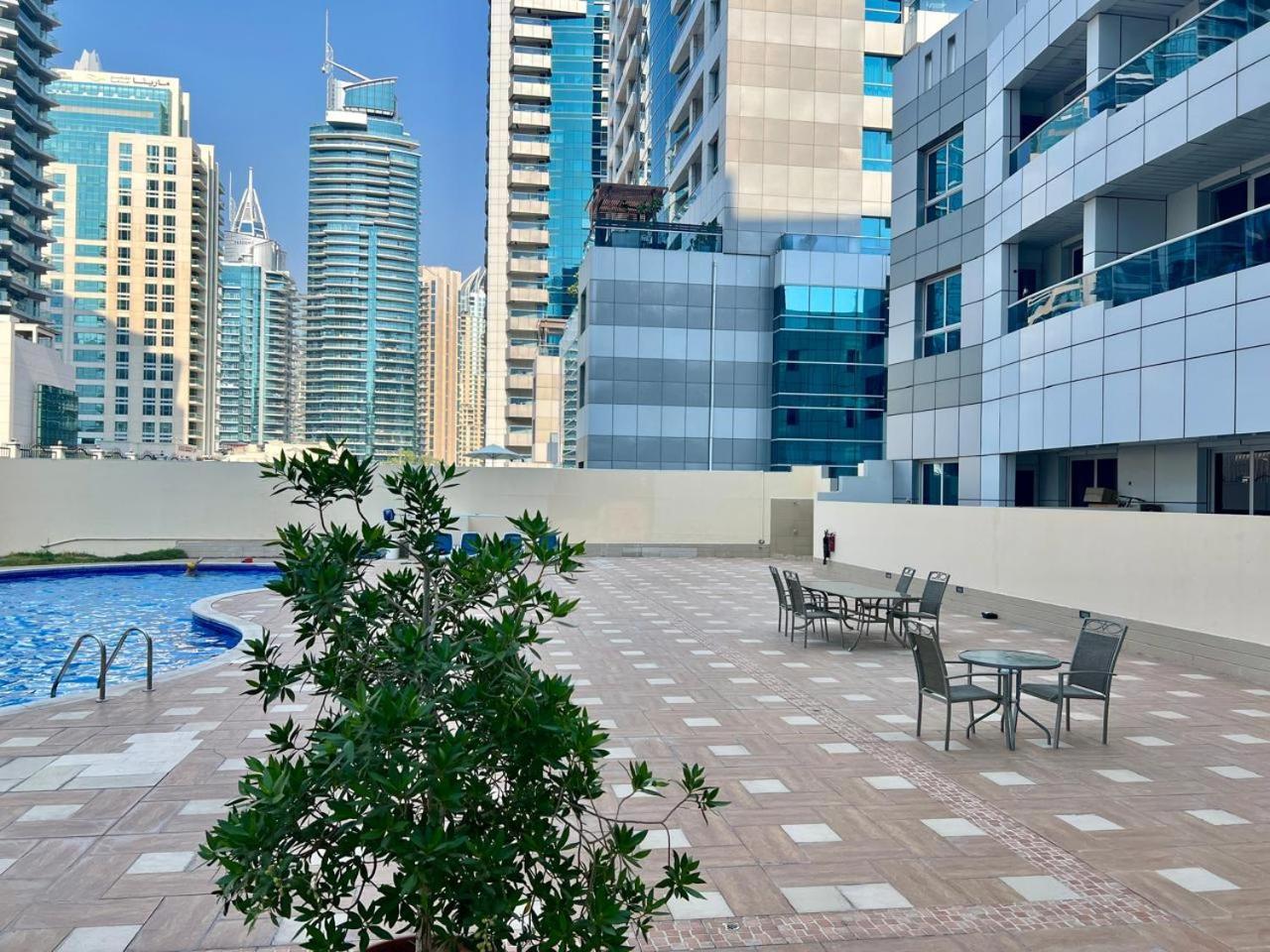 Апартаменти White Sage Stunning New In Marina Дубай